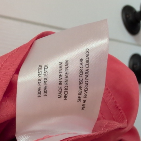 Eddie Bauer Coral Moisture Wicking Tech Woven Shirt NWT - Picture 5 of 7